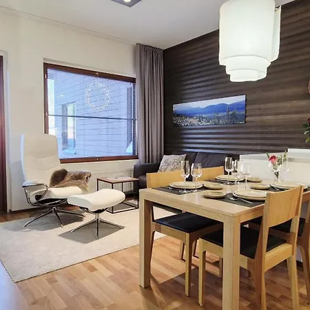 Διαμέρισμα Yllaes Ix 9502 *