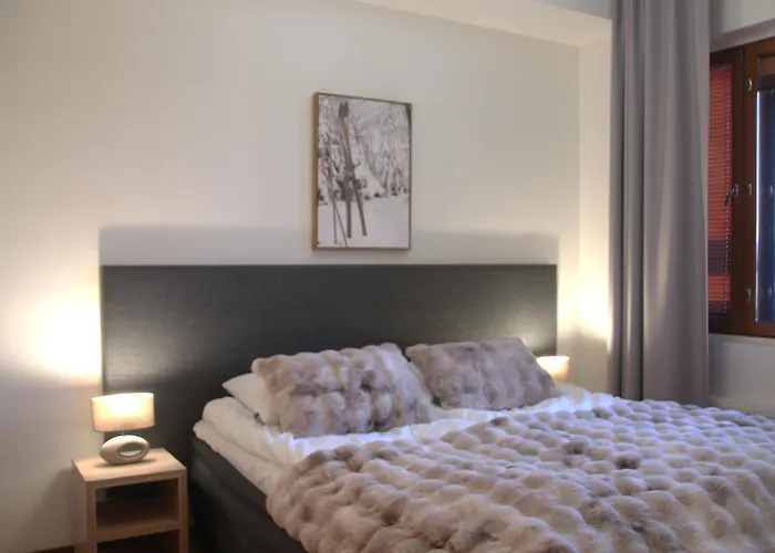 아파트 Yllaes Ix 9502 *